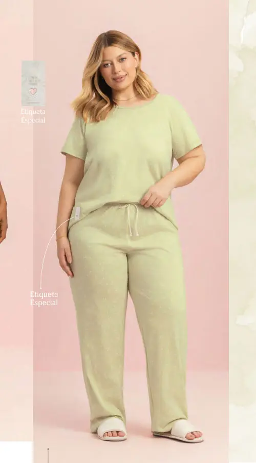 Pijama Manga Curta com Calça — pijama feminino Lua Encantada Verão 2027, ref. 19380011